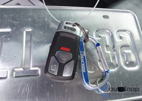 2019 Audi A4 Premium z USA, uszkodzony, nr VIN WAUDNAF47KA030464